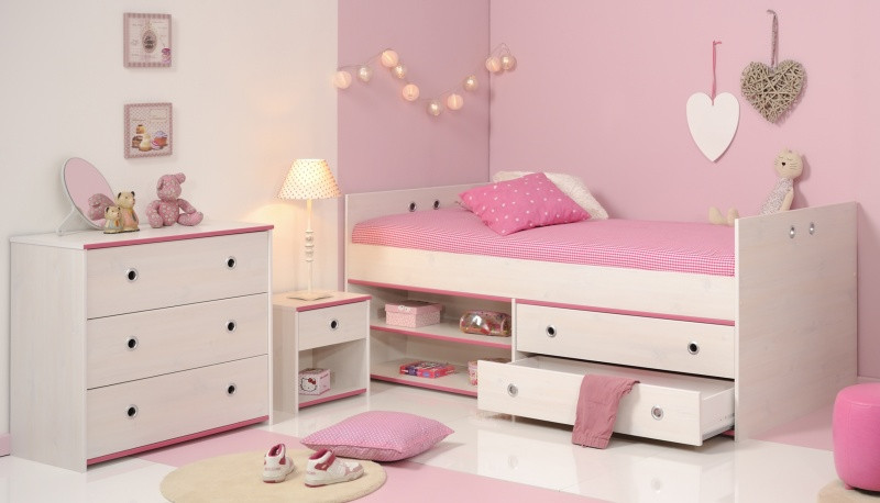 Bett Mit Nachttisch
 Bett mit Nachttisch und Kommode SMOOZY 23b weiß pink