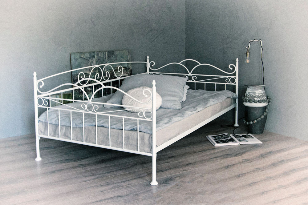 Bett Vintage
 vintage trend sofa bett 120x200 in weiss ecru oder