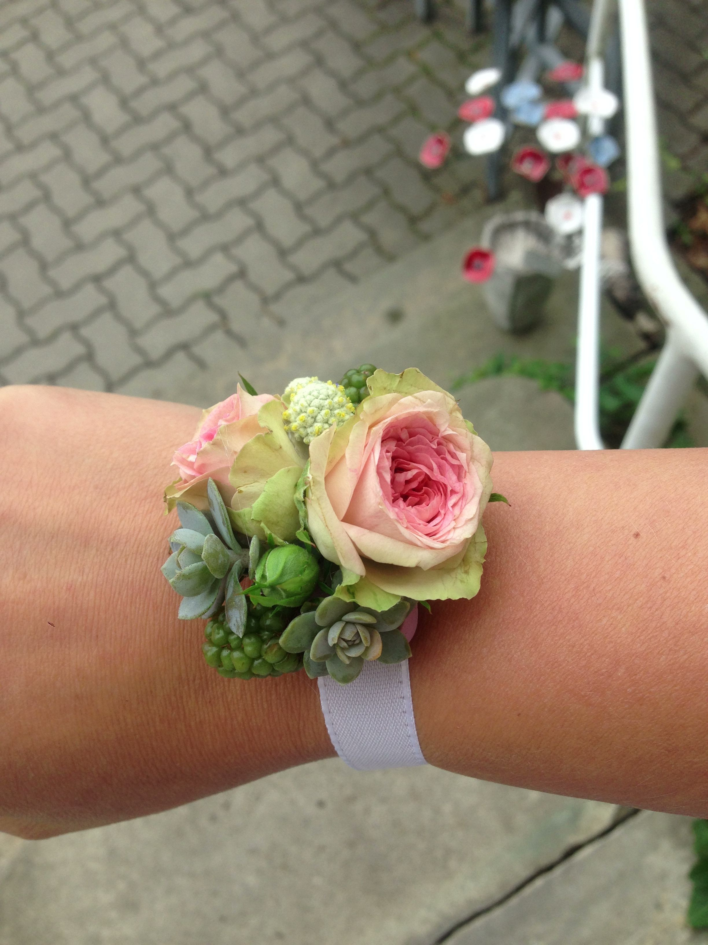 Blumen Armband Hochzeit
 Armband Brautdeko