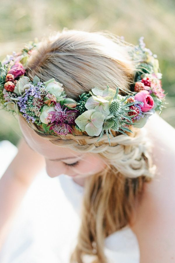 Blumenkranz Haare Hochzeit
 Die 25 besten Ideen zu Blumen kopfschmuck auf Pinterest