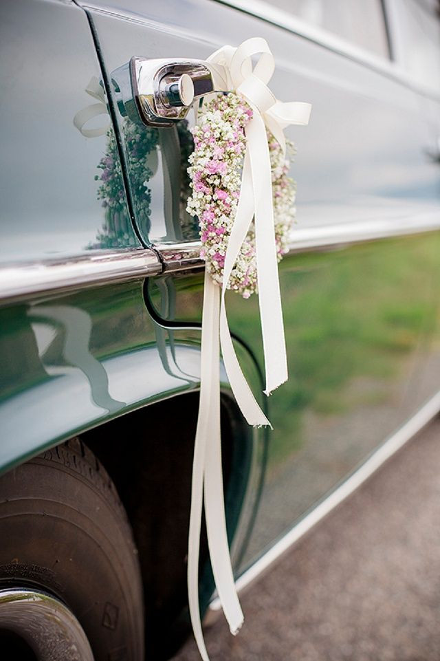 Blumenschmuck Auto Hochzeit
 Elegante Herbsthochzeit von Juliane Vatter