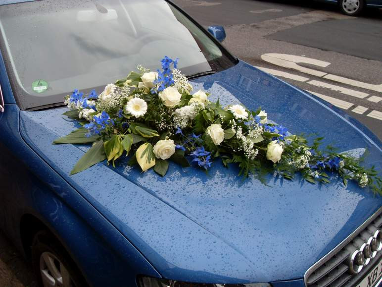 Blumenschmuck Auto Hochzeit
 Hochzeit