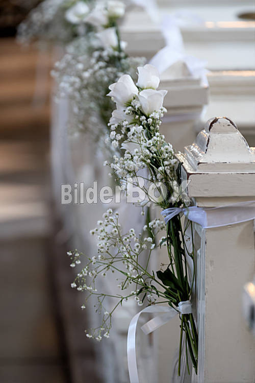 Blumenschmuck Hochzeit
 Blumenschmuck bei einer Hochzeit Bilderbox Bildagentur GmbH