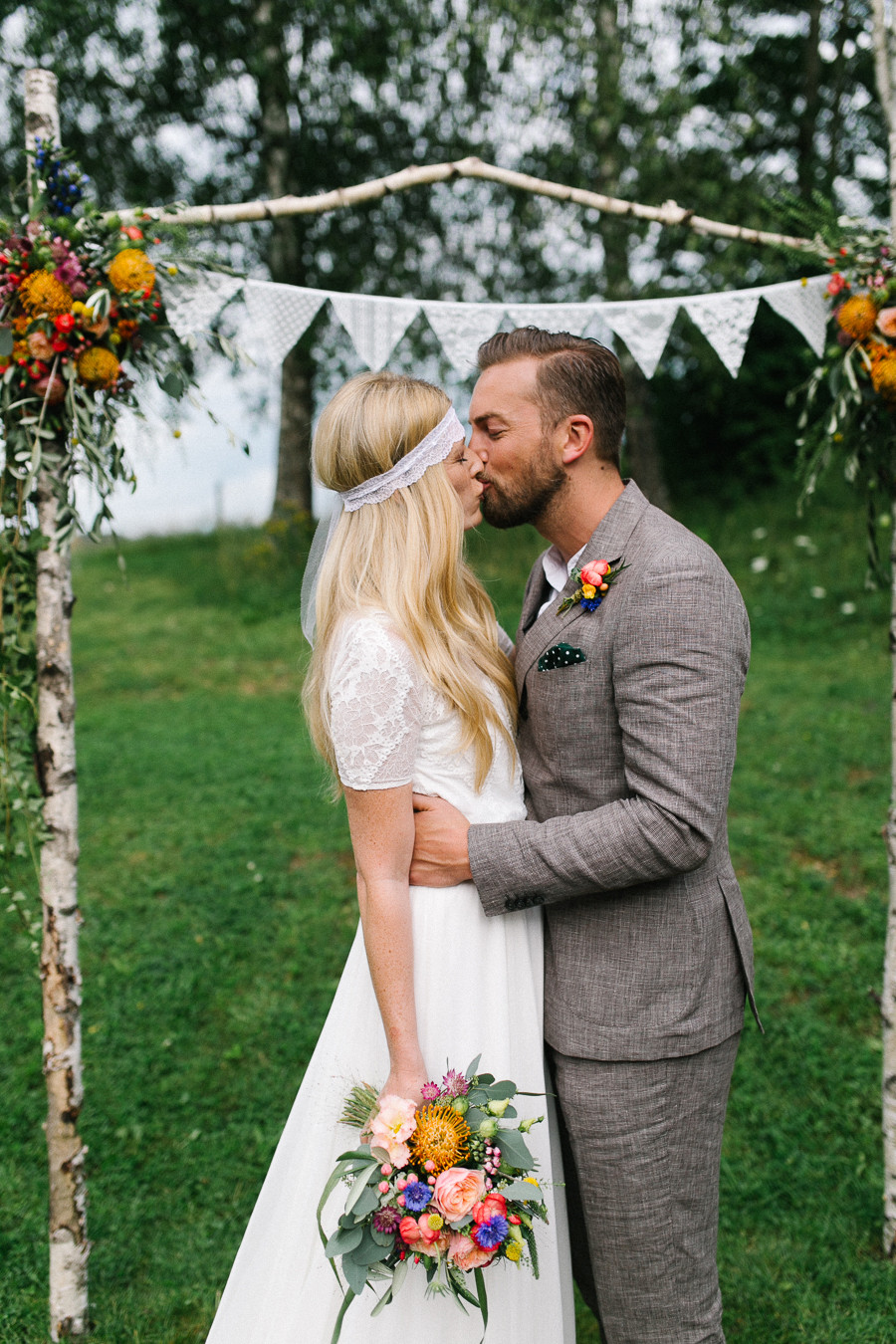 Bohemian Hochzeit
 Bunte Hippiehochzeit im Sommer