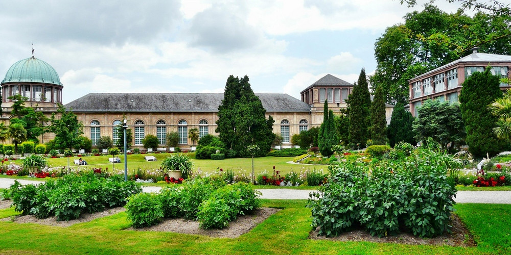 Botanischer Garten Karlsruhe
 Mavi´s Gartenwelt Botanischer Garten