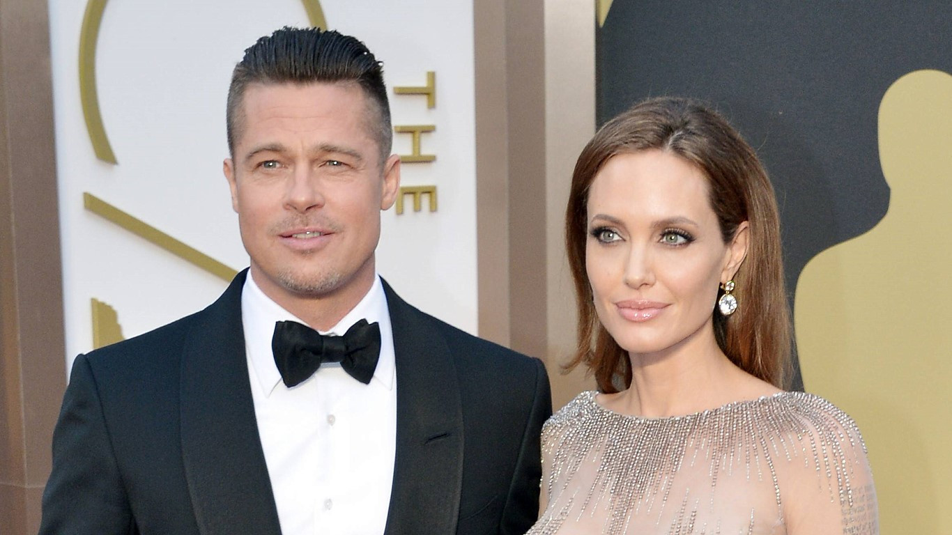 Brad Pitt Angelina Jolie Hochzeit
 Heimliche Hochzeit Diese Stars heirateten unbemerkt