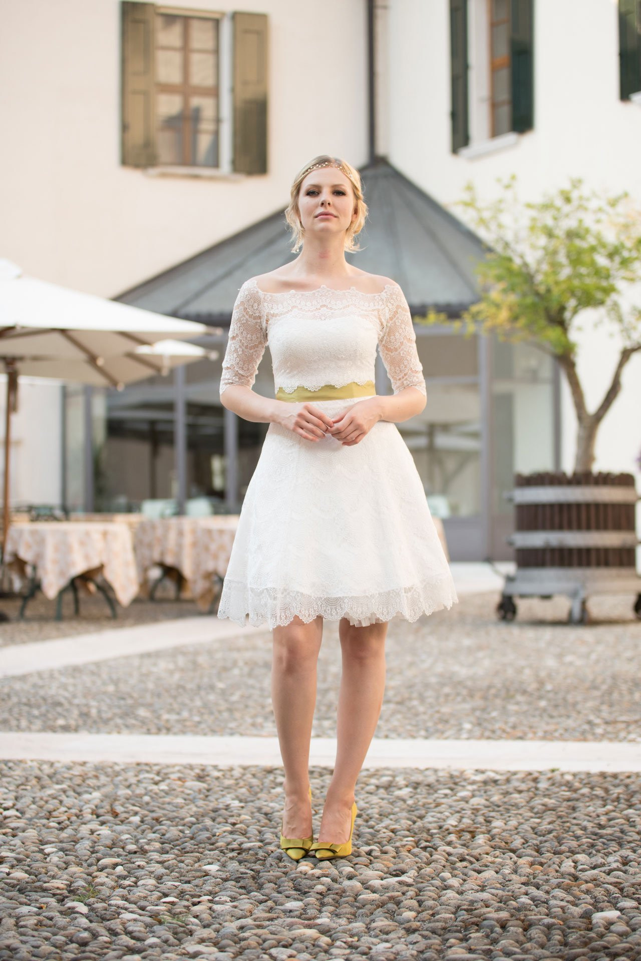Brautkleid Kurz Standesamt
 Brautkleid Petticoat kurzes Spitzenkleid im 50er Jahre Stil