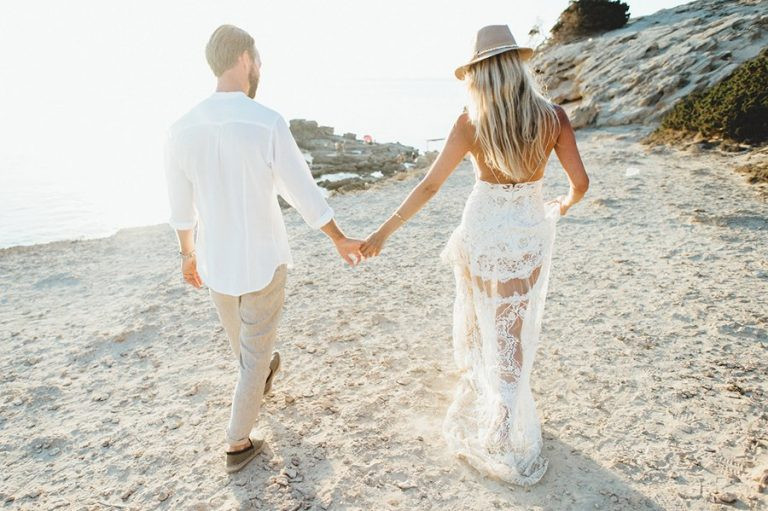 Brautkleid Strand Hochzeit
 Strandhochzeit auf Formentera