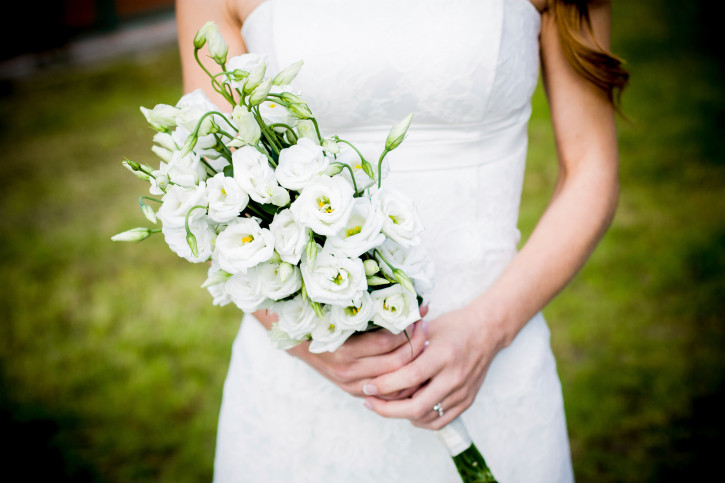 Brautstrauß Englisch
 Brautstrauss floraler Liebesbeweis voller Tradition