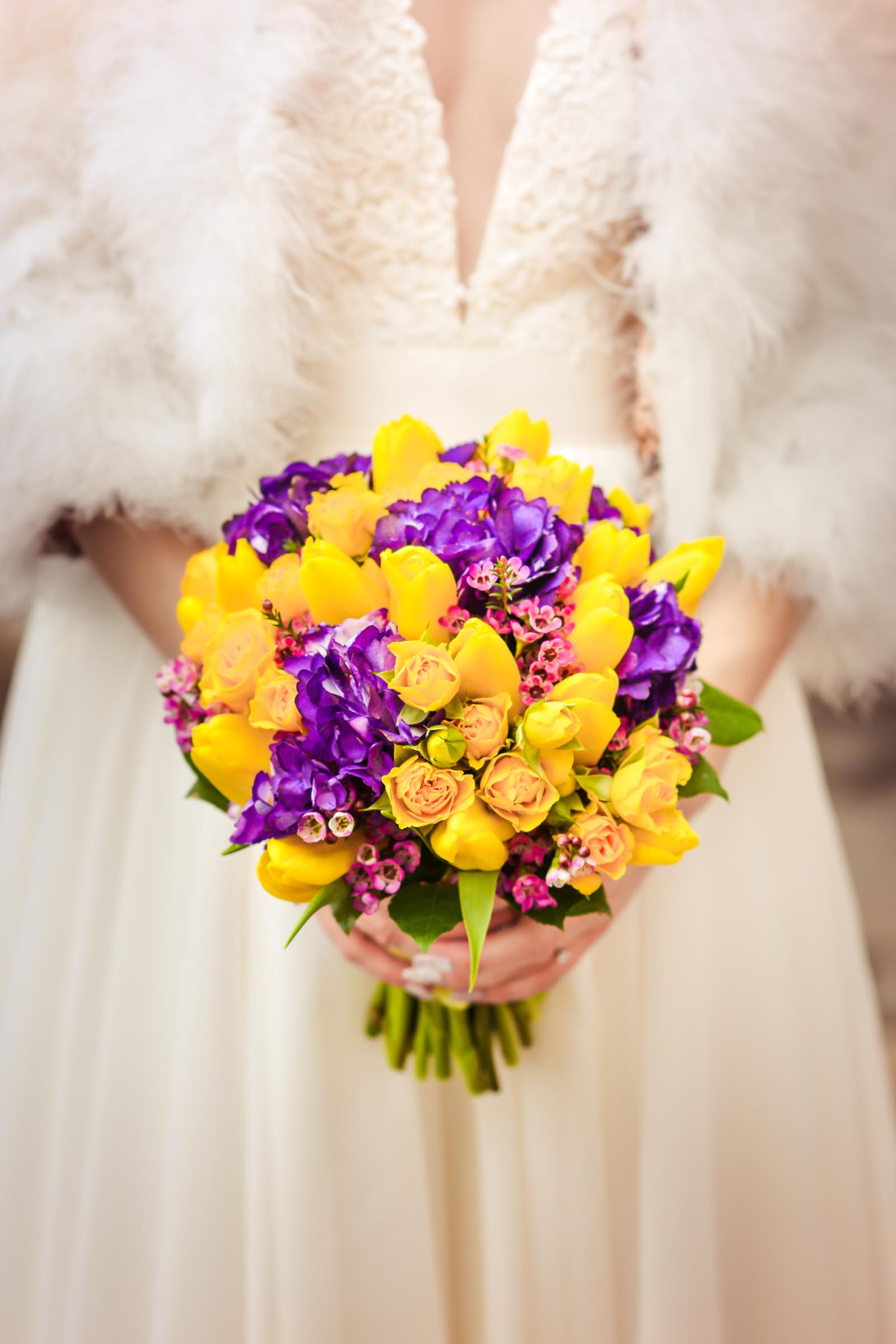Brautstrauß Gelb
 Brautstrauß in Gelb und Lila Heiraten mit braut