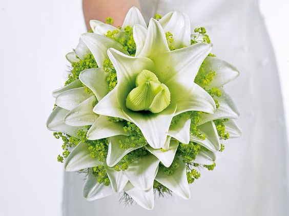 Brautstrauß Grün Weiß
 Brautstrauß grün weiss Lieben Brautstrauß