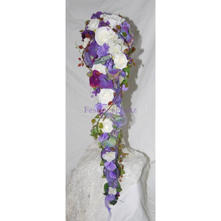 Brautstrauß Lila
 Brautstrauß weiß lila violett abfließend Tropfenform