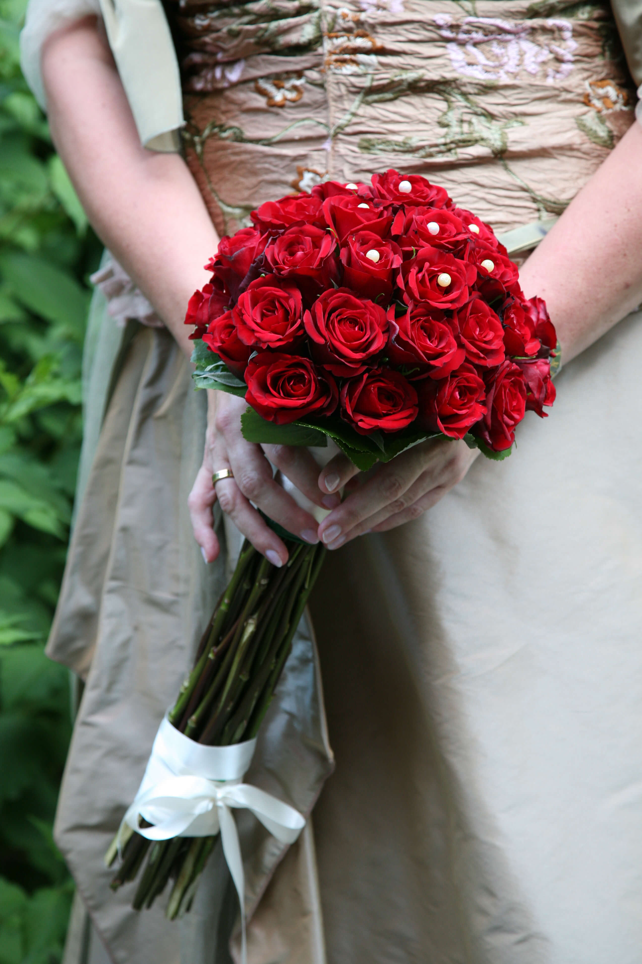 Brautstrauß Rot
 Brautstrauß Zepter mit roten Rosen