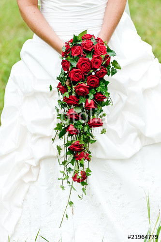 Brautstrauß Rote Rosen
 "Brautstrauss rote Rosen" Stockfotos und lizenzfreie