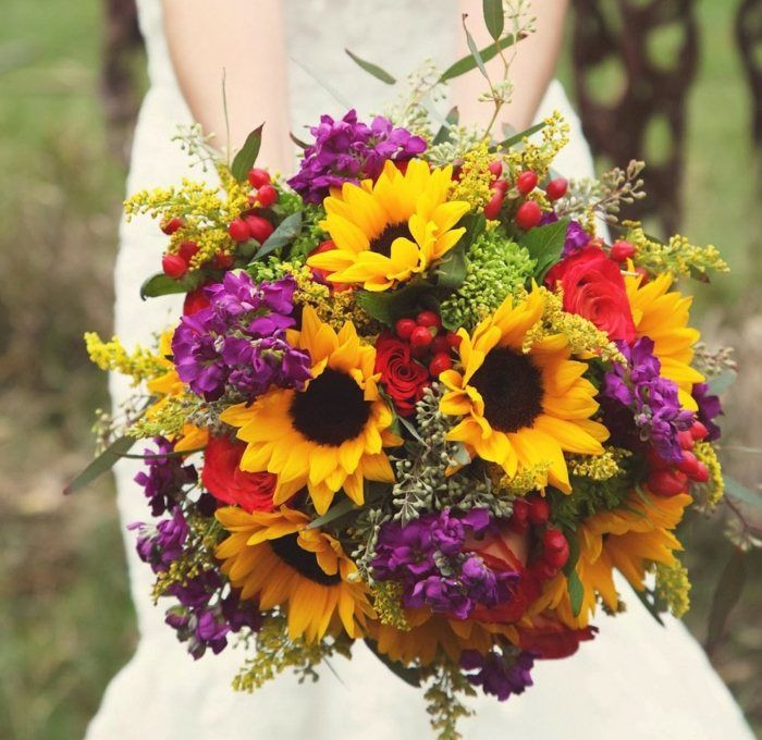 Brautstrauß Sonnenblumen
 Herbst Brautstrauß Sonnenblumen lila Deko