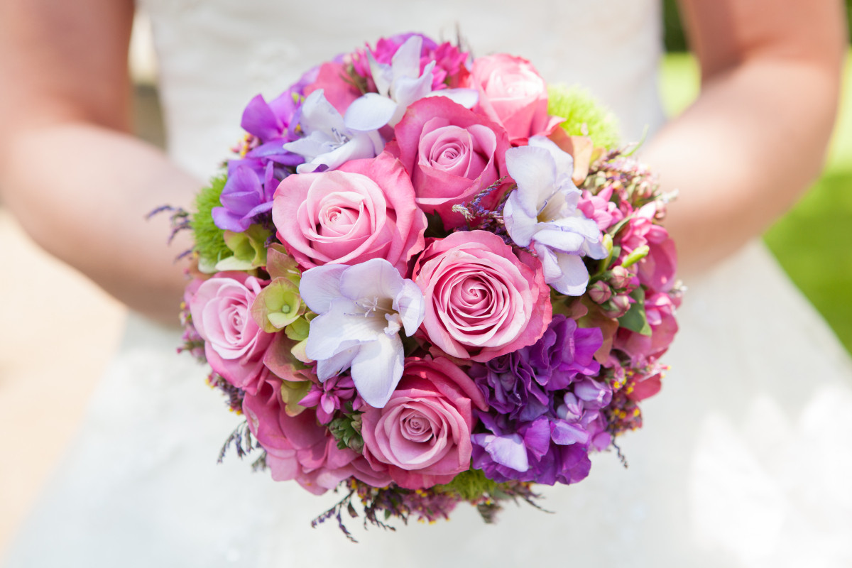 Brautstrauß Standesamt
 Der Brautstrauß – welche Blumen sind beliebt – Pflanzenblog