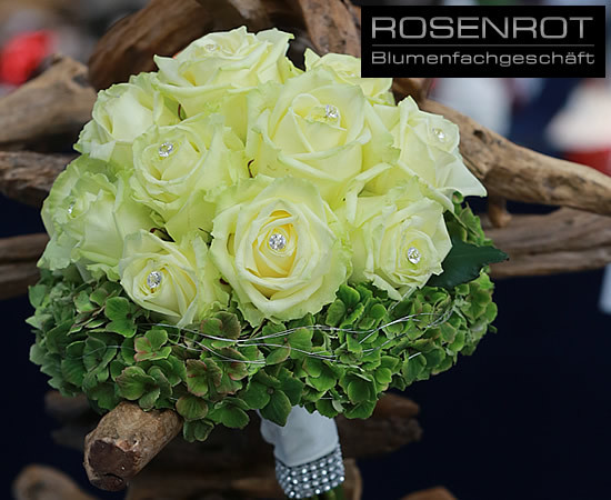 Brautstrauß Weiße Rosen
 ROSENROT Blumenfachgeschäft Hechingen Blumen