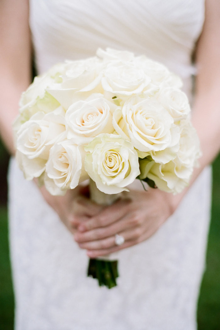 Brautstrauß Weiße Rosen
 Blumen im Brautstrauß und ihre Bedeutungen