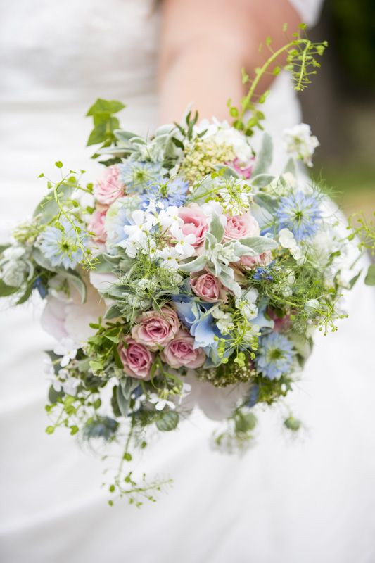 Brautstrauß Wildblumen
 Brautstrauß vintage rosa blau wedding bouquet
