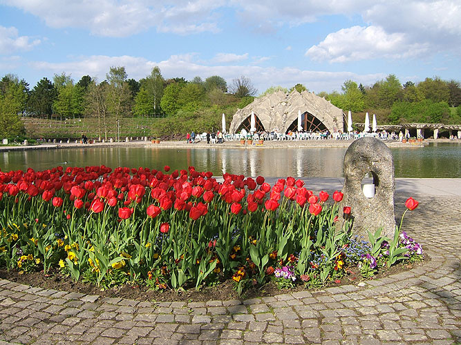 Britzer Garten Berlin
 Britzer Garten Land Berlin