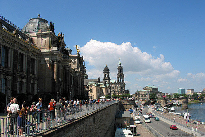 Brühlsche Terrasse Dresden
 Brühlsche Terrasse Dresden Brühl Terrace