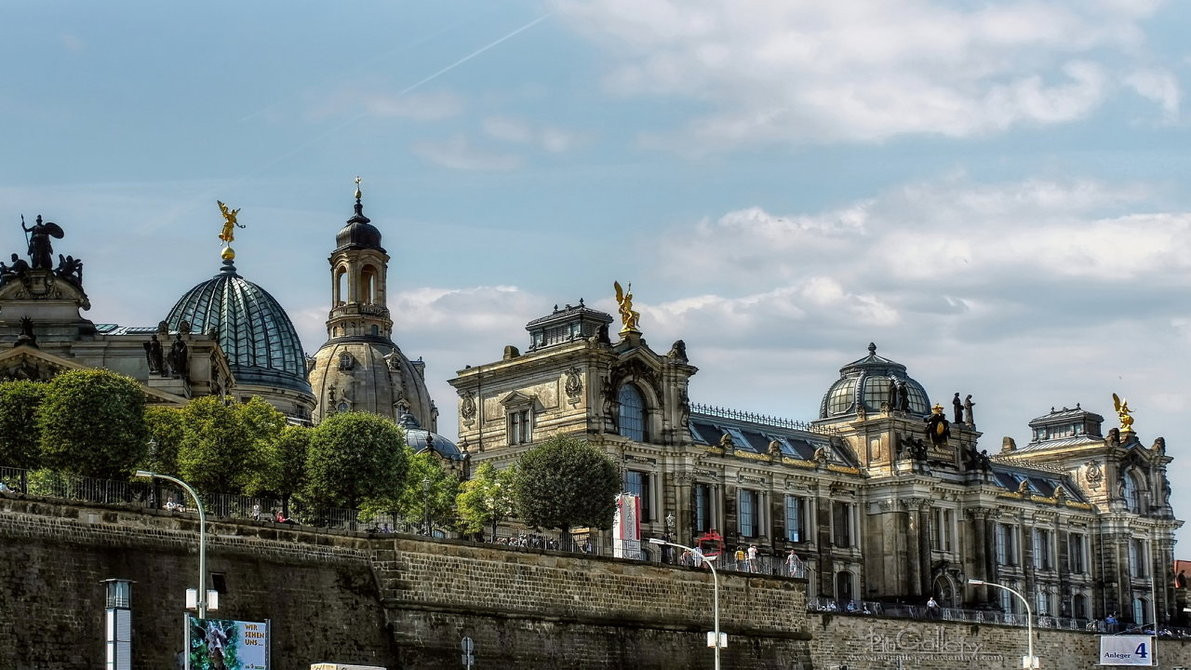 Brühlsche Terrasse Dresden
 Dresden Bruehlsche Terrasse by pingallery on DeviantArt