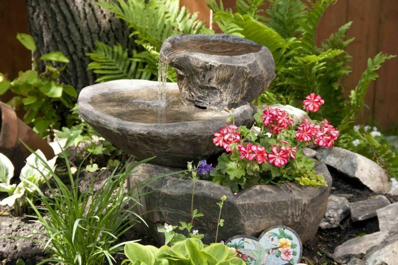 Brunnen Für Garten
 Garten Brunnen aus Stein 30 Ideen für dekorative Zierbrunnen