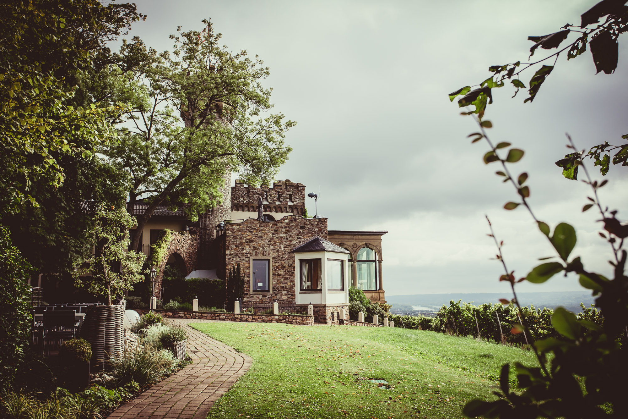 Burg Schwarzenstein Hochzeit
 Eine Hochzeit auf Burg Schwarzenstein Hochzeitsfotos