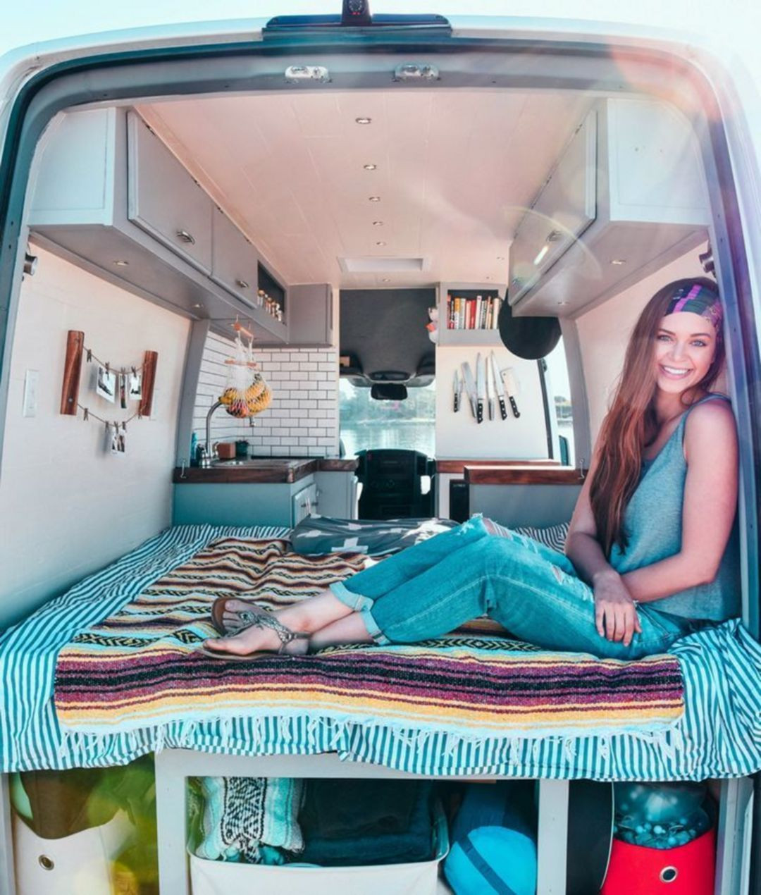 Camping Geschenke
 20 fortable RV Bedroom Decor Ideas You Must Try