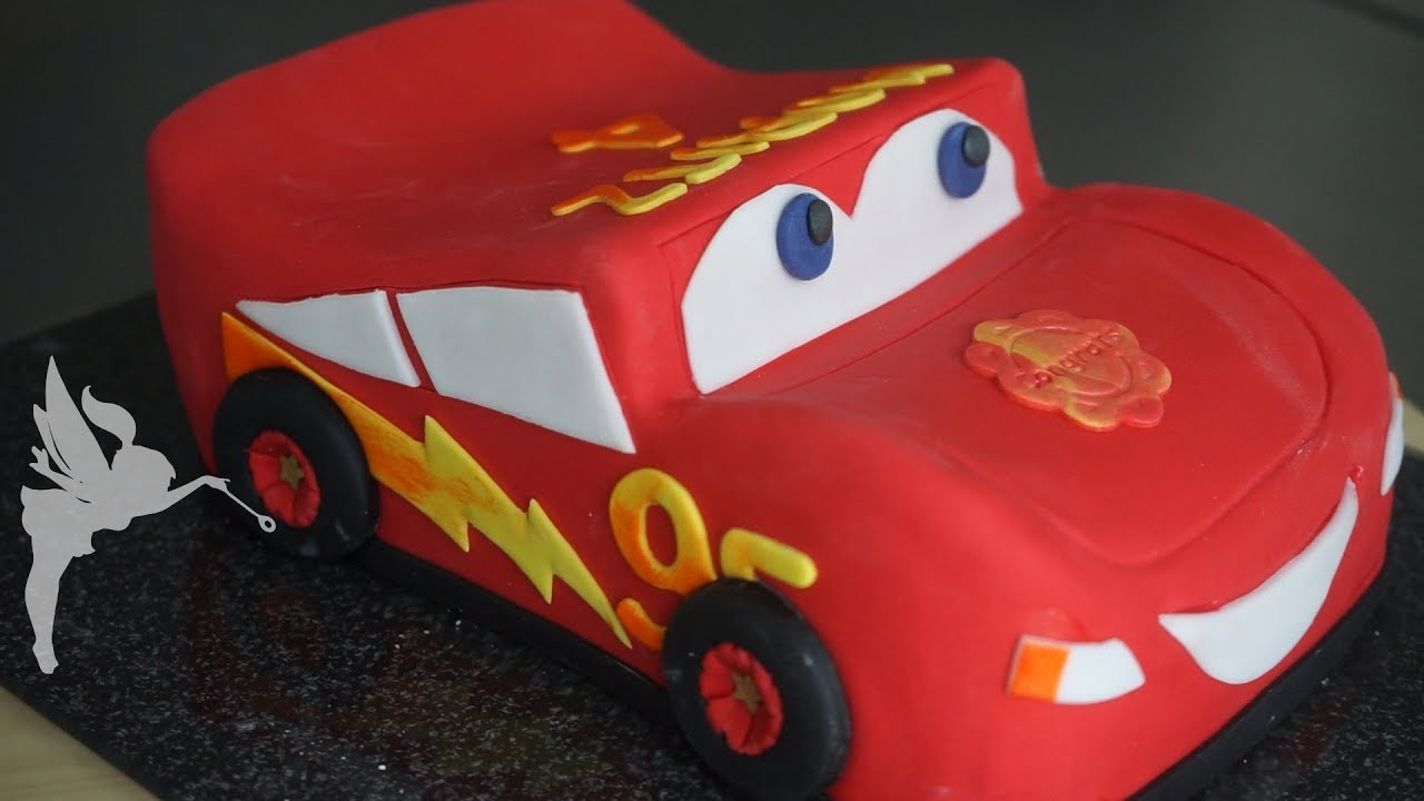 Cars Kuchen
 Lightning McQueen Torte Cars Fondant 3D Motiv Torte