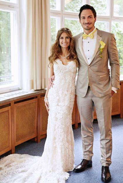 Cathy Hummels Hochzeit
 Outfit Fail Netz lästert über Mats Hummels Hochzeits Look