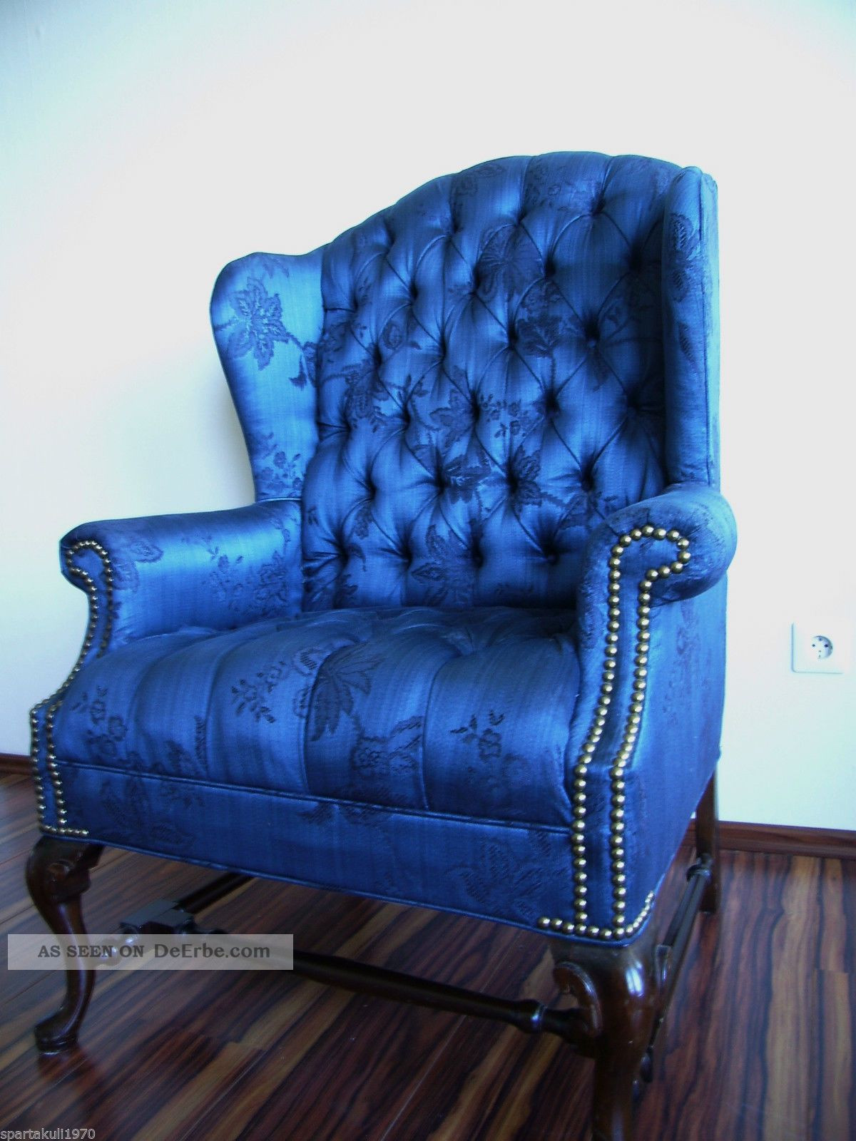 Chesterfield Sessel
 Wunderschöner Chesterfield Sessel Royal Blau Mahagoni Mit