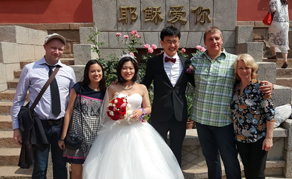 Chinesische Hochzeit
 Chinesische Hochzeit in Yantai China Chan auf Futtersuche