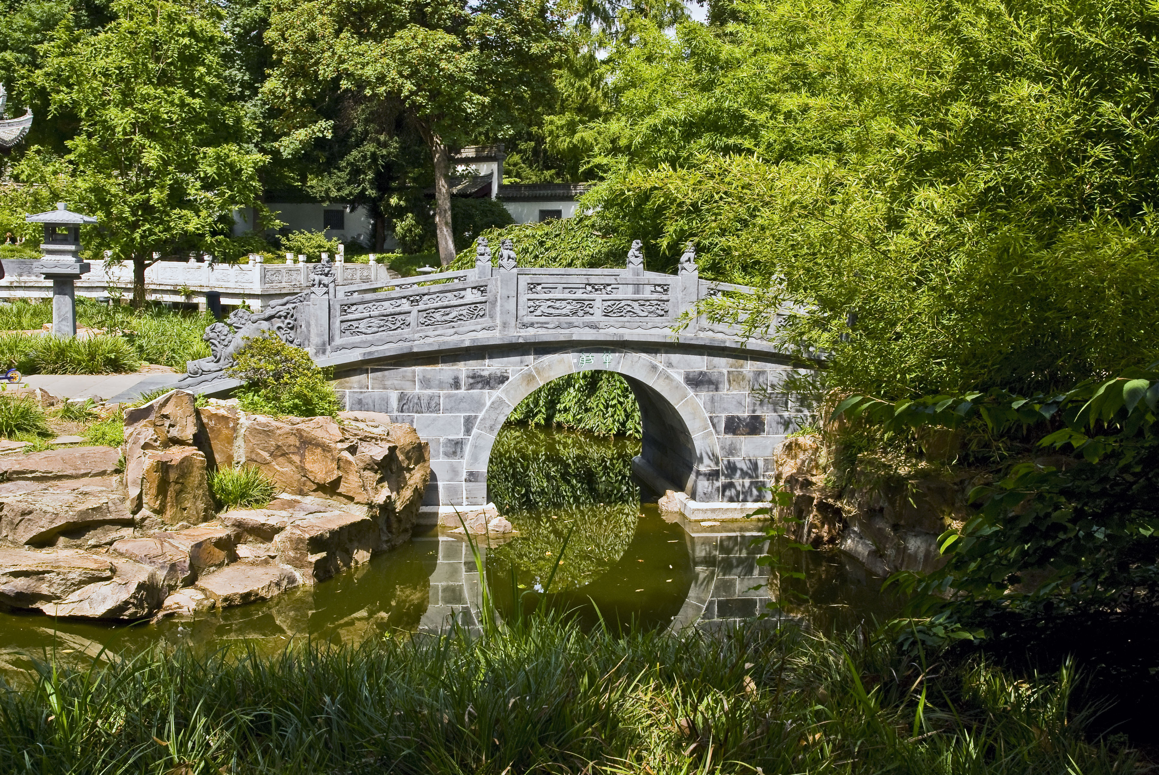 Chinesischer Garten
 File Chinesischer Garten Brücke1 Wikimedia mons