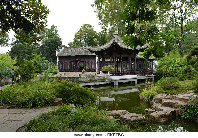 Chinesischer Garten Frankfurt
 Bethmannpark Stock s & Bethmannpark Stock Alamy