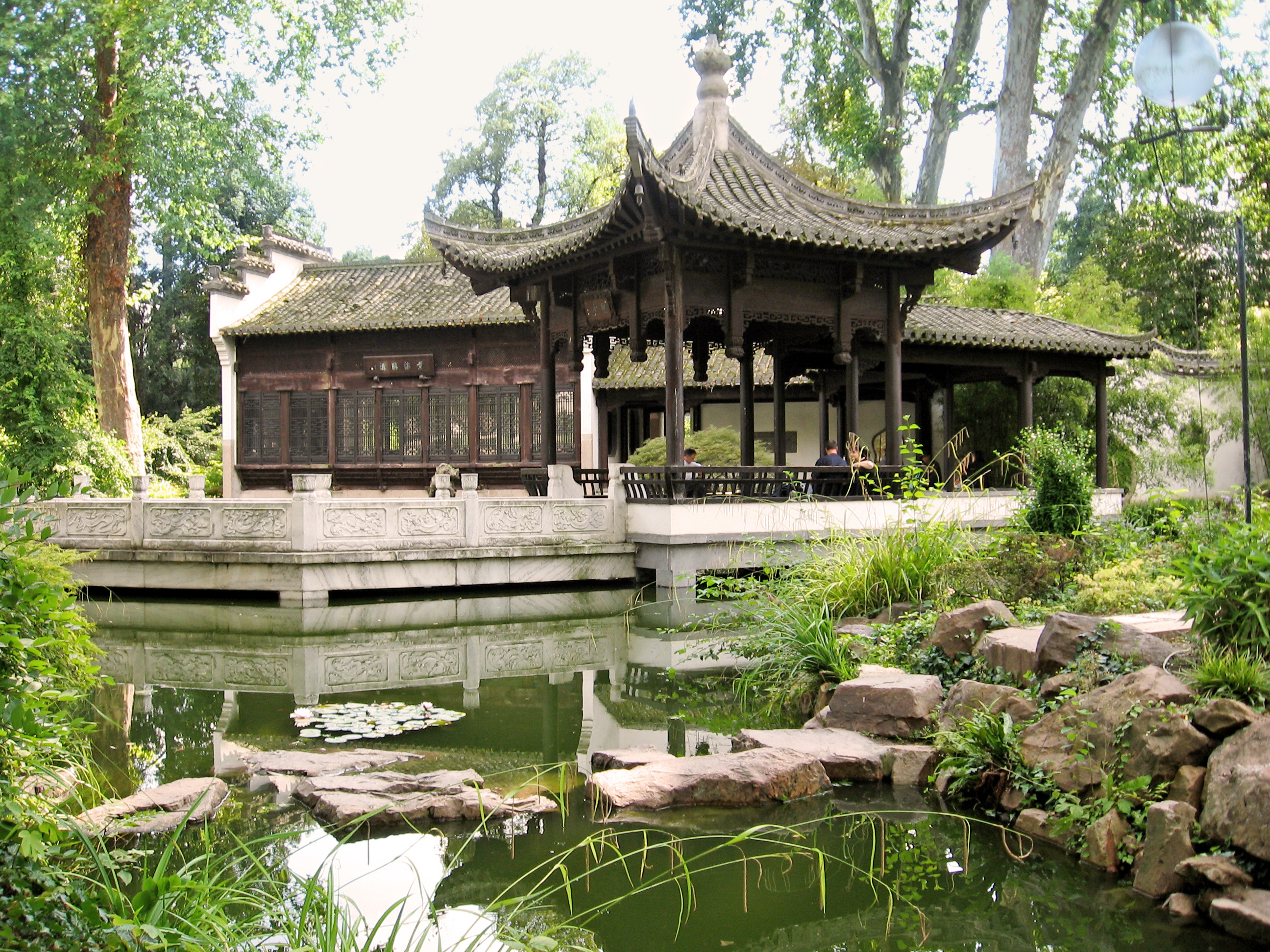 Chinesischer Garten Frankfurt
 Frankfurt am Main Chinesischer Garten im Bethmannpark