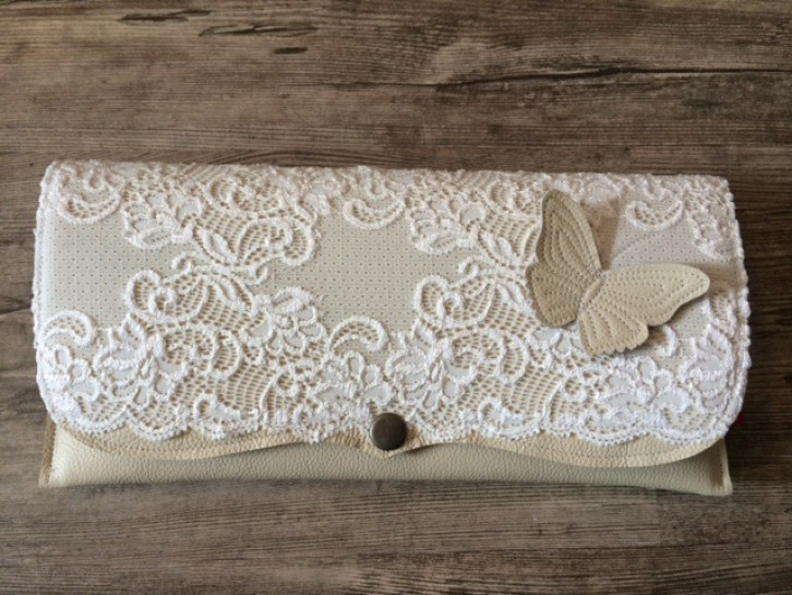 Clutch Weiß Hochzeit
 Brauttaschen aus Leder