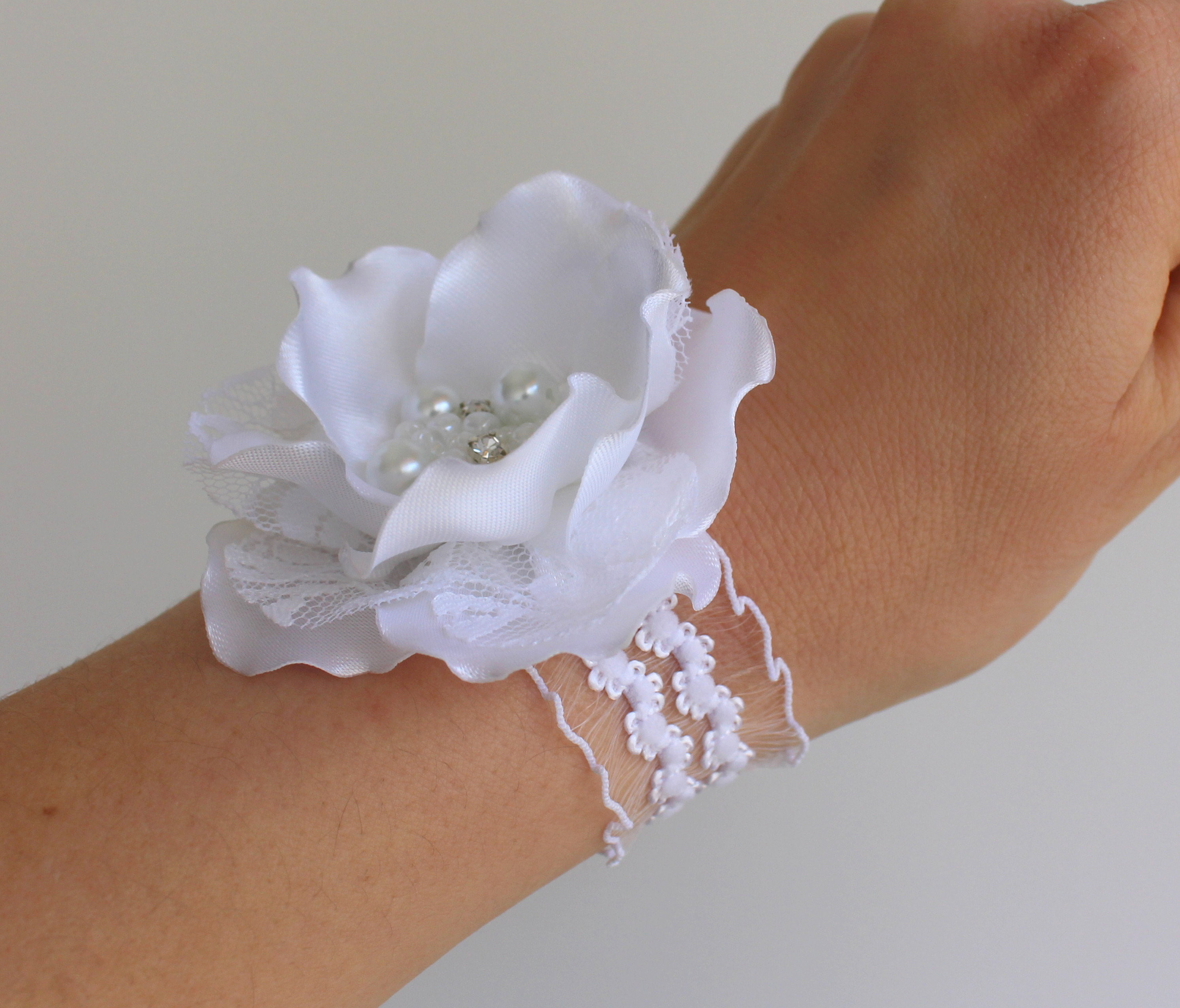 Corsage Hochzeit Trägerlos
 Hochzeit Blume Handgelenk Corsage weiße Blume Corsage