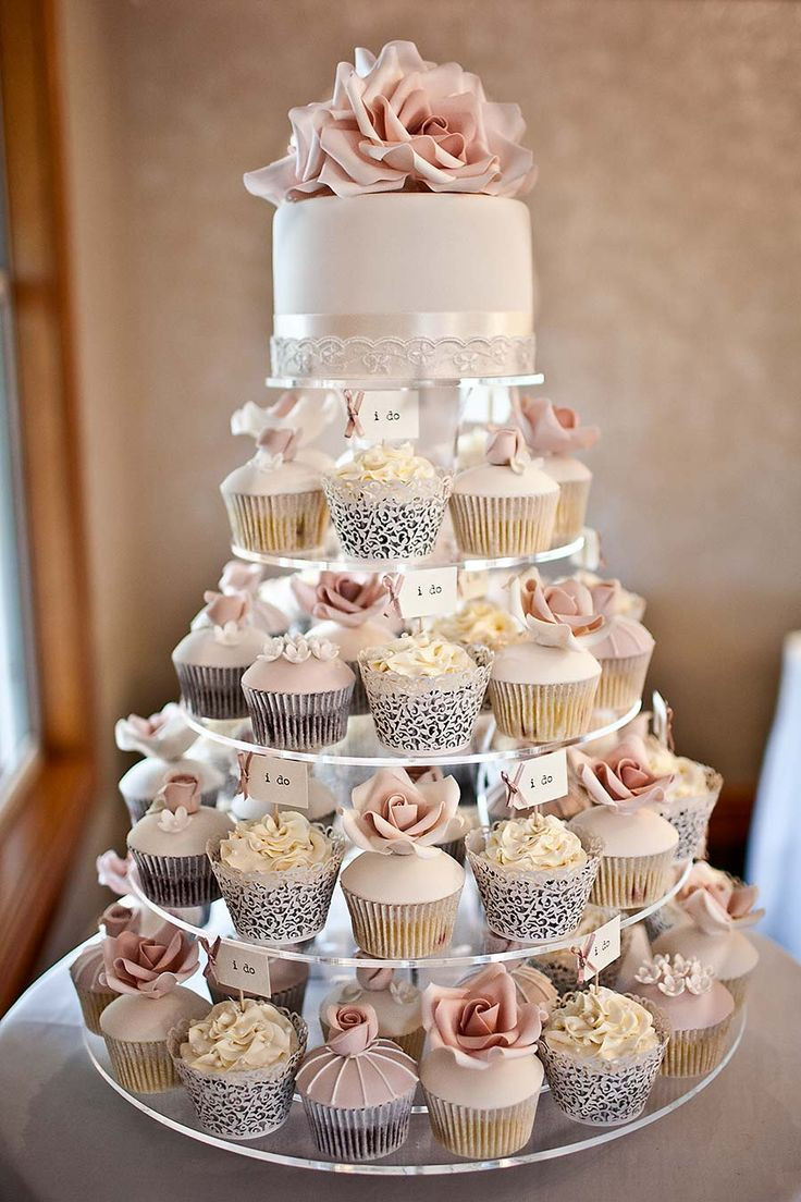 Cupcake Torte Hochzeit
 432 besten Hochzeitstorten Bilder auf Pinterest