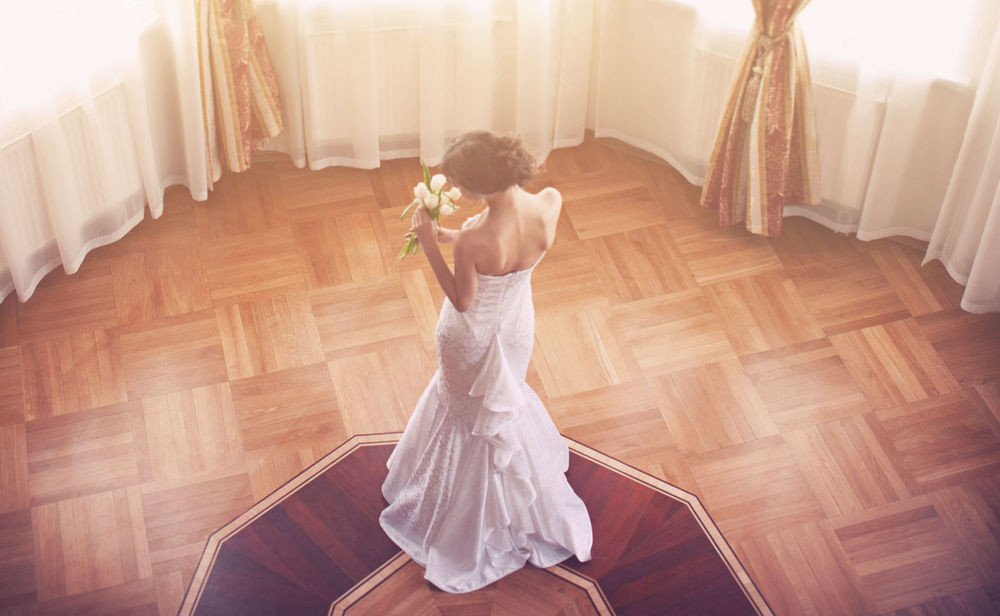 Das Perfekte Hochzeitskleid
 So findest du das perfekte Hochzeitskleid • WOMAN AT