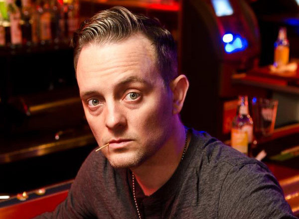Dave Hause
 Interview Dave Hause talks “Resolutions” reissue new