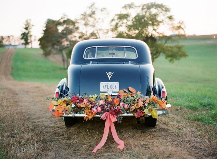 Deko Auto Hochzeit
 Autoschmuck für Hochzeit 55 Dekoideen mit Blumen