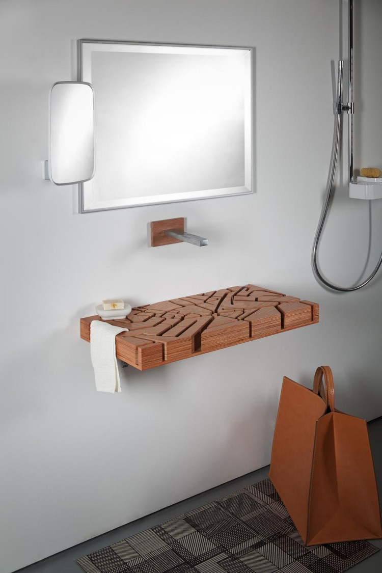 Design Waschbecken
 Design Waschbecken aus Holz als Stadtplan von London