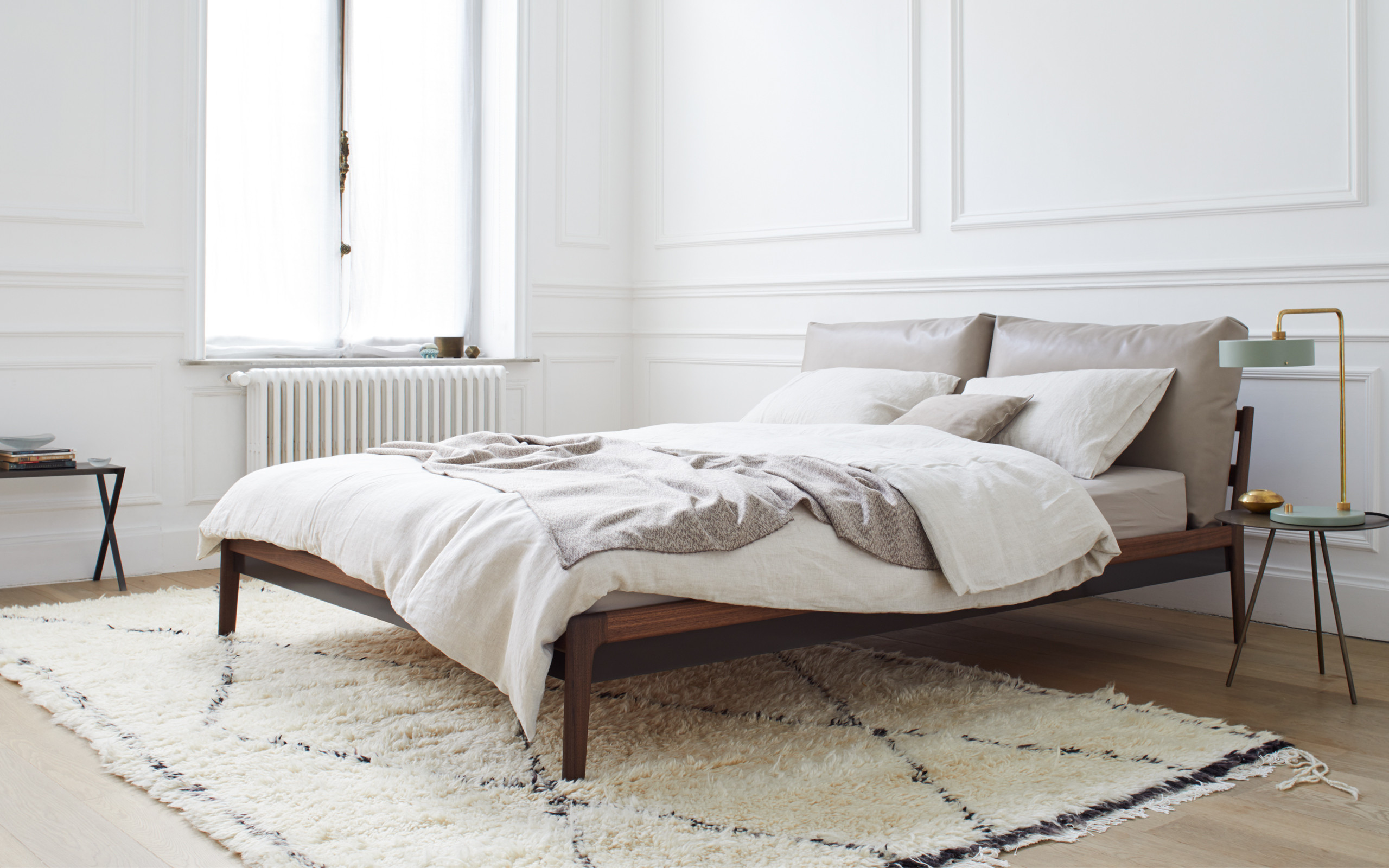 Designer Betten
 SOVA Bett — more