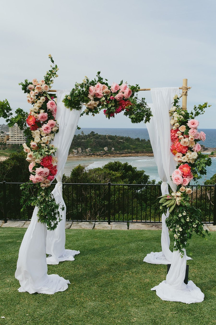 Die Hochzeit
 Traubögen für Hochzeit