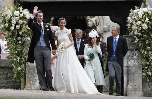 Die Royale Hochzeit
 Royale Hochzeit des Jahres Diskussionen um Brautkleid von