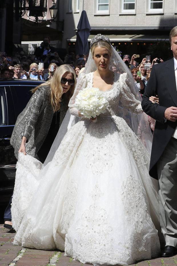 Die Royale Hochzeit
 Brautmode Royale Hochzeitskleider