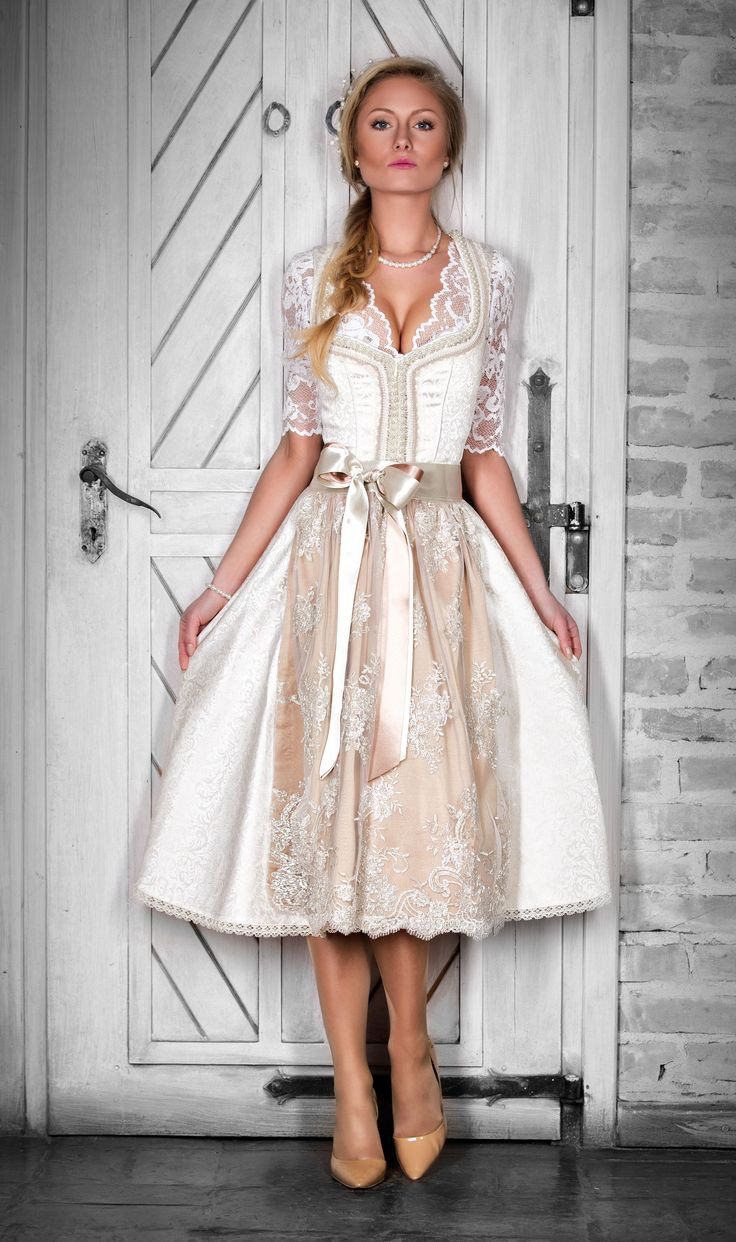 Dirndl Hochzeitskleid
 152 best Trachten Hochzeit images on Pinterest