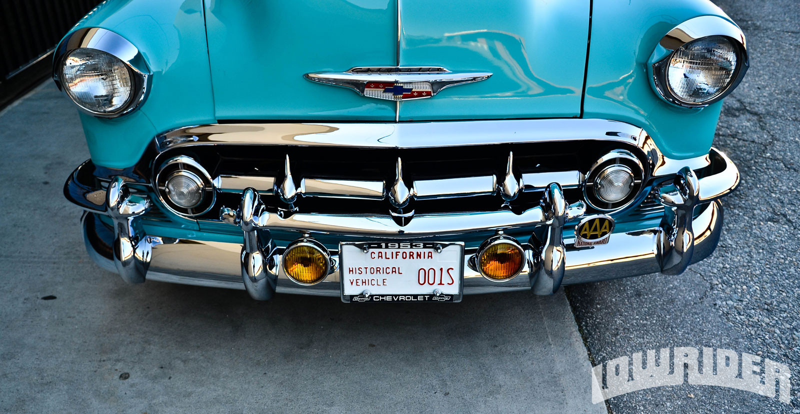 Disco Bel Air
 Blue Diamond 1953 Chevrolet Bel Air Lowrider Magazine