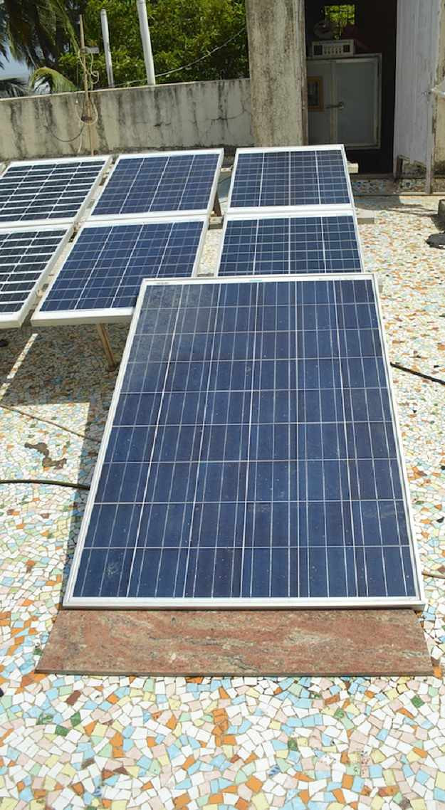 Diy Solar Panel
 12 Best DIY Solar Panel Tutorials For The Frugal Homesteader